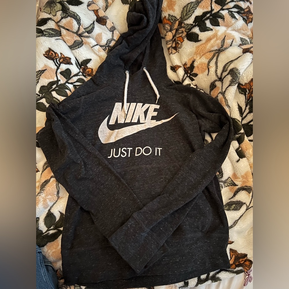 dark grey nike hoodie